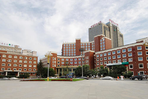 kasus perusahaan terbaru tentang Rumah Sakit Pertama Universitas Kedokteran China